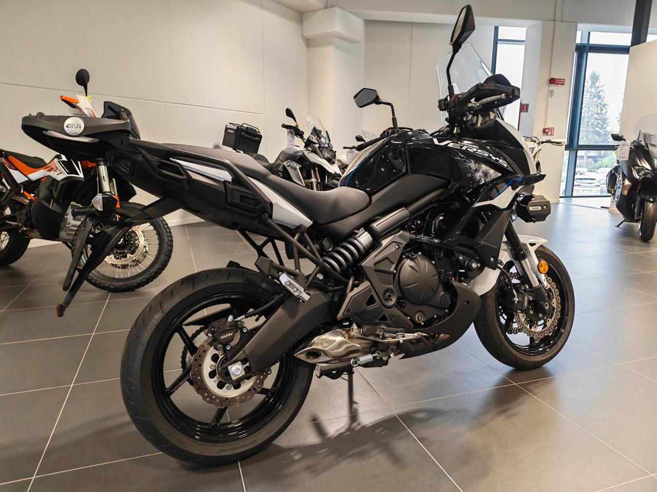 Kawasaki Versys 650 Bianco 2021
