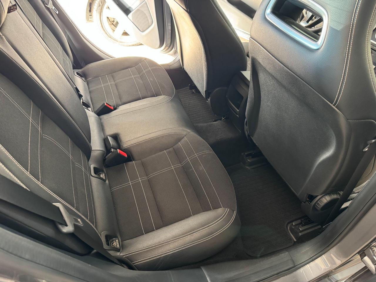 Mercedes-benz A 180 d Automatic Premium NAVI-LED