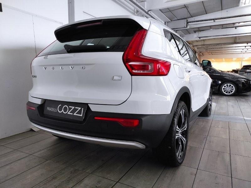 VOLVO XC40 (2017-->) - XC40 T5 Recharge Plug-in Hybrid Inscription