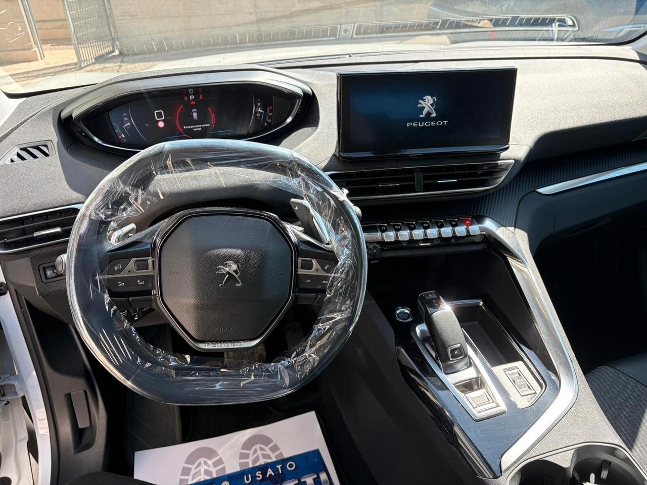 Peugeot 3008 BlueHDi 130 S&S EAT8 Active Pack