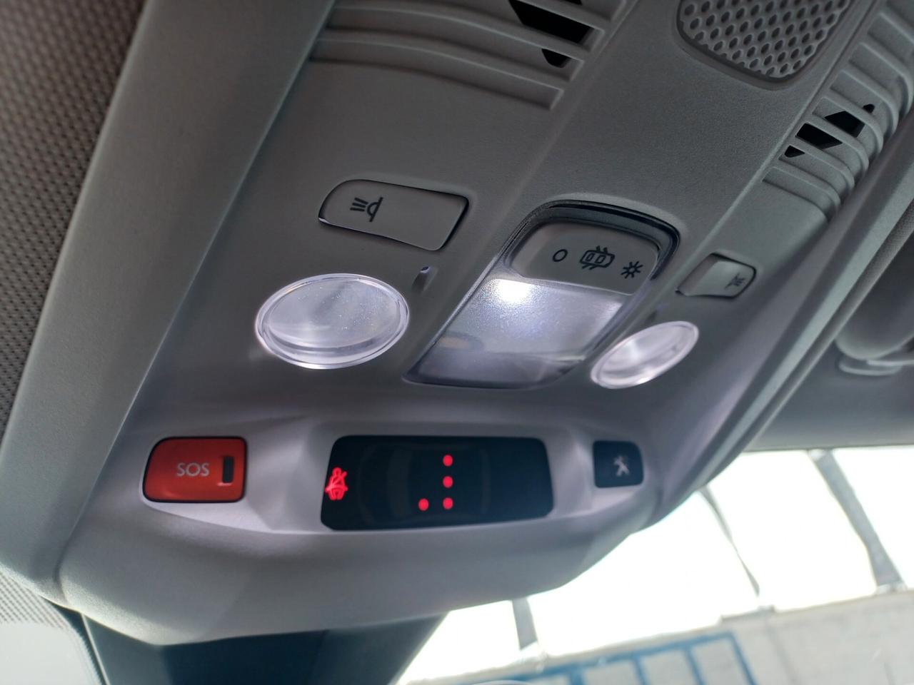 Peugeot 3008 1.5 HDI 130 CV AUTOMATICA ALLURE