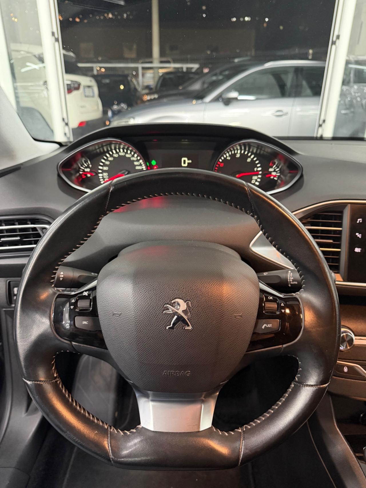 Peugeot 308 BlueHDi 130 S&S Allure FINANZIABILE
