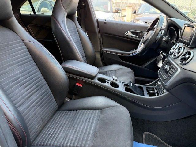 MERCEDES-BENZ CLA 200 CDI Automatic Premium TETTO PANORAMICO
