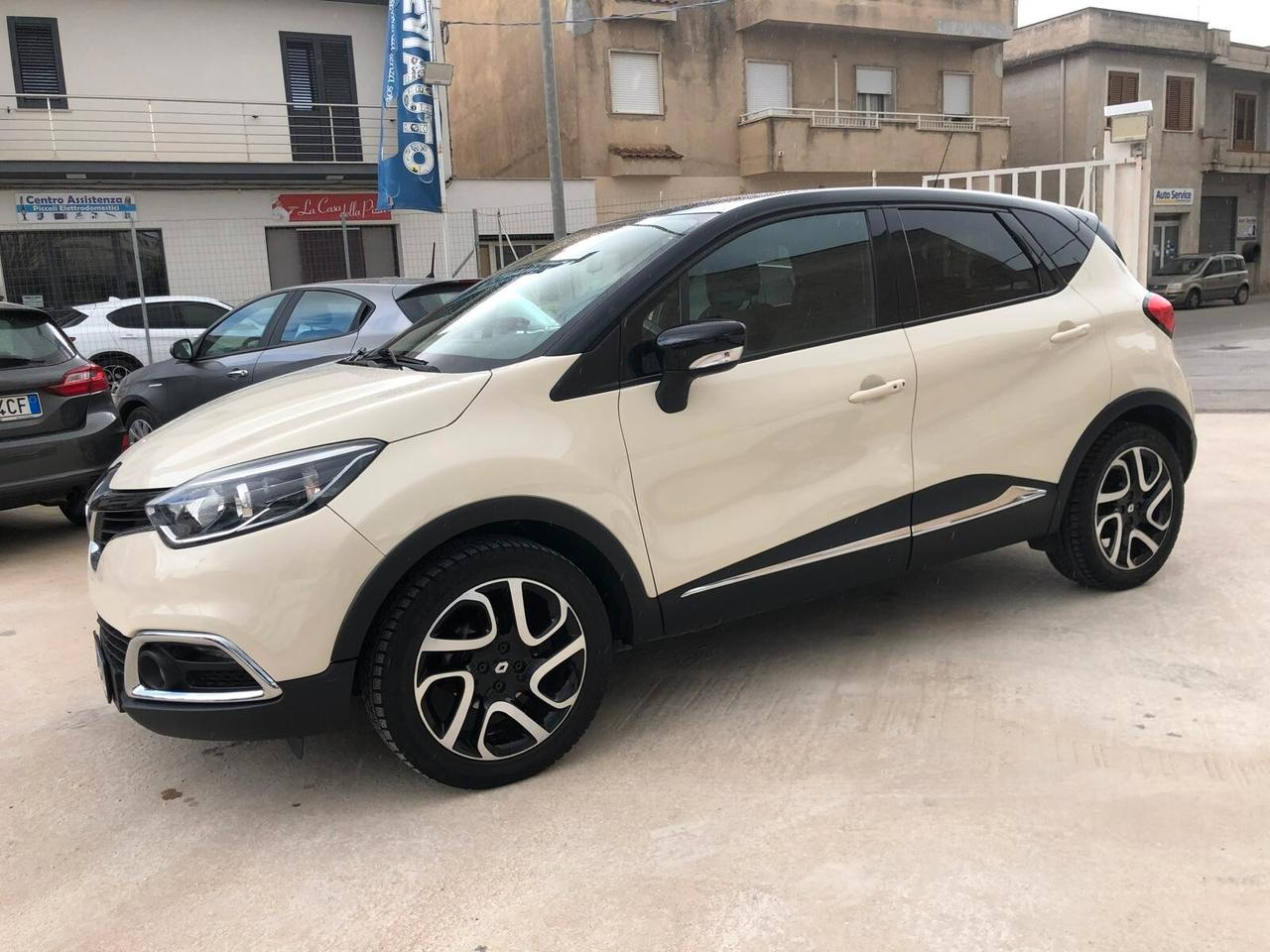 RENAUL CAPTUR 0.9 TCe 90CV ENERGY R-LINK - 2014