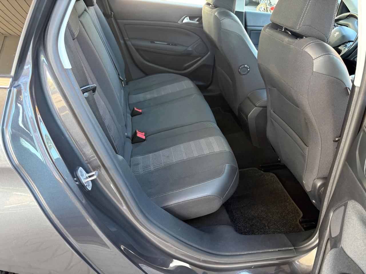 Peugeot 308 BlueHDi 130 S&S SW GT Line