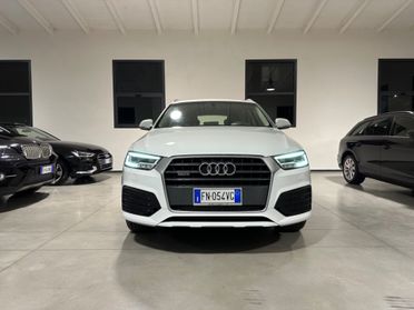 Audi Q3 2.0 TFSI 220 CV quattro S tronic Sport