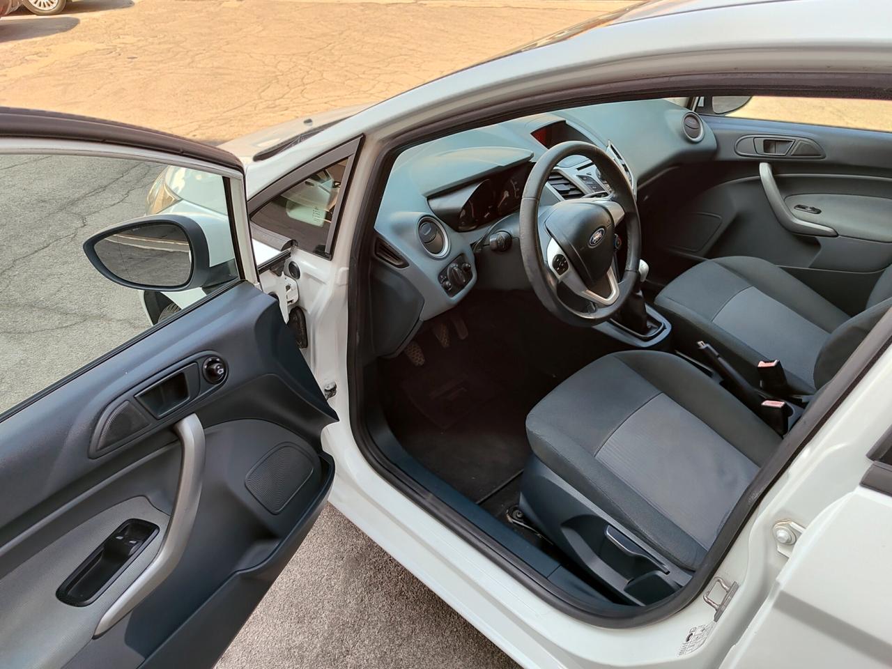 Ford Fiesta 1.4 TDCi OK NEOP 5 PORTE OFFERTA PROMO