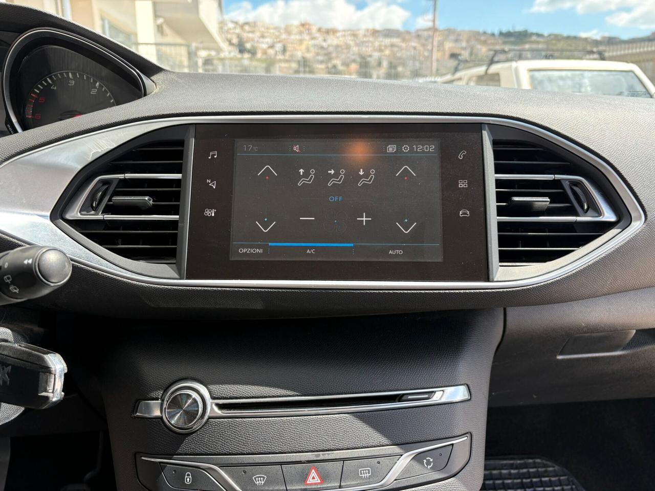 Peugeot 308 BlueHDi 130 S&S SW Allure