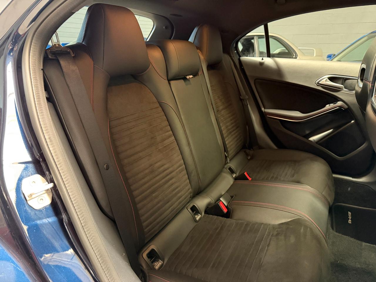 Mercedes-benz A 180 d AMG