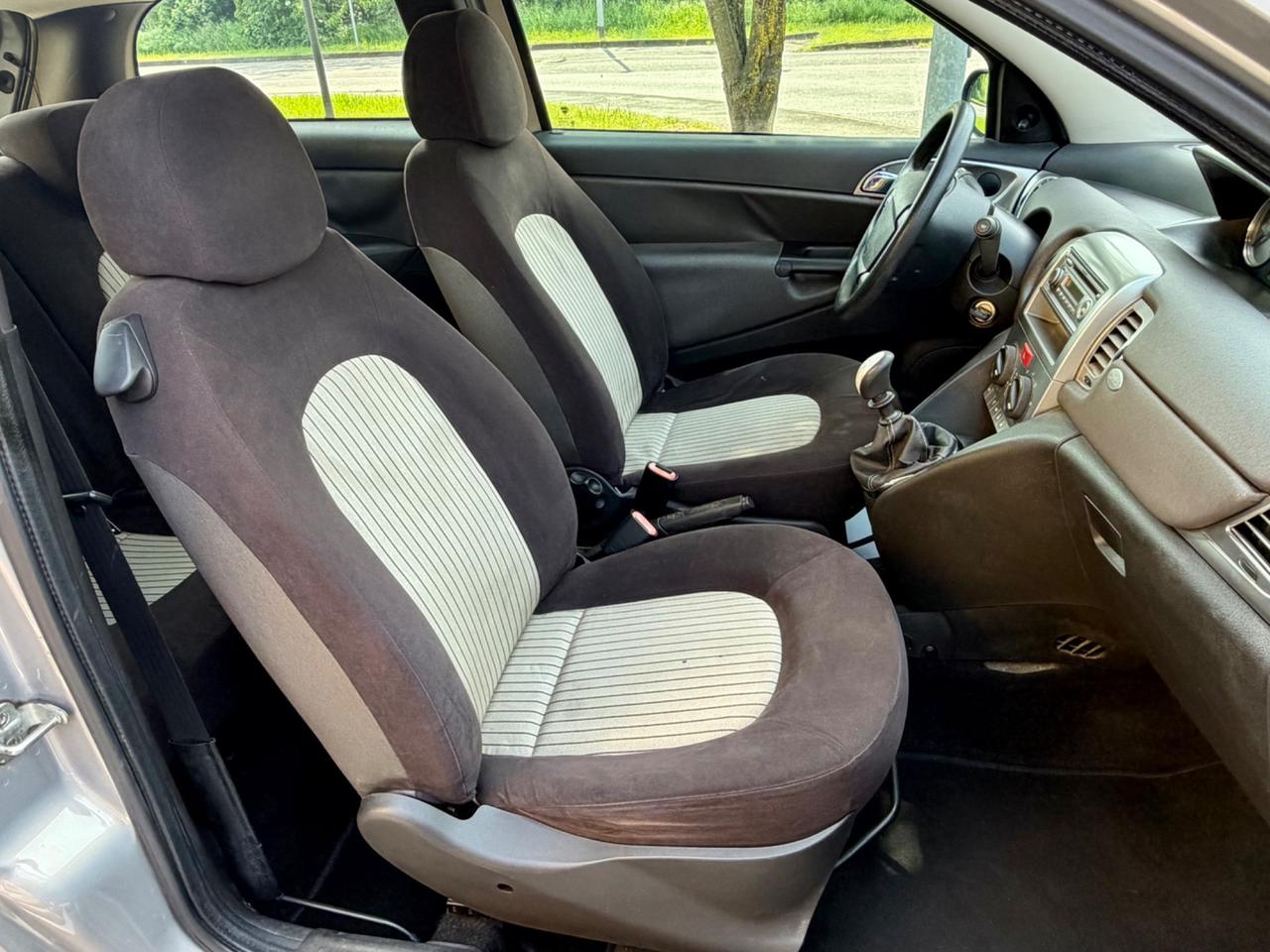 Lancia Ypsilon 1.2