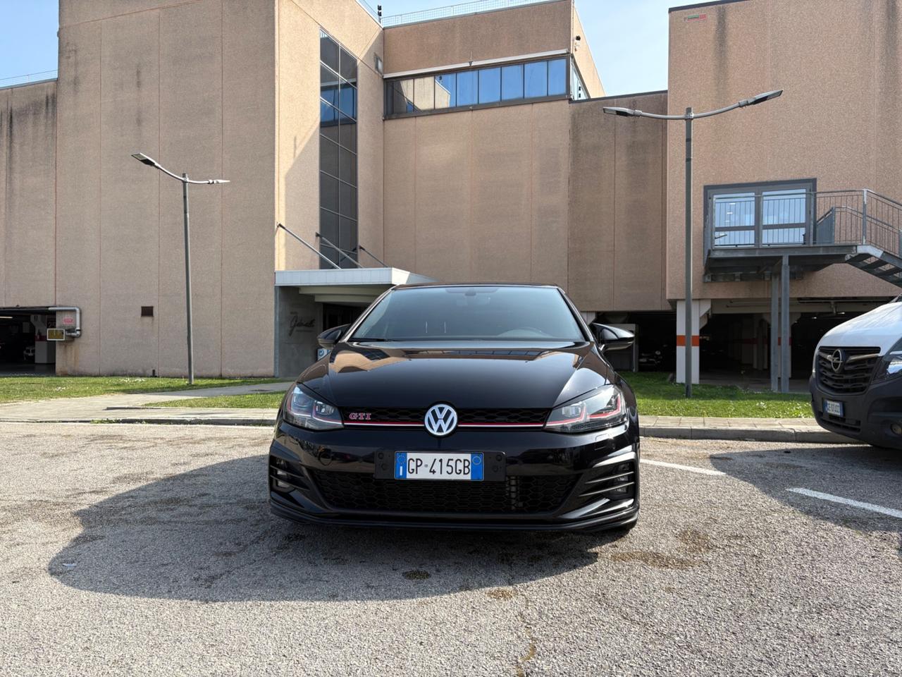 Volkswagen Golf GTI Performance 2.0 245 CV TSI DSG 5p. BMT