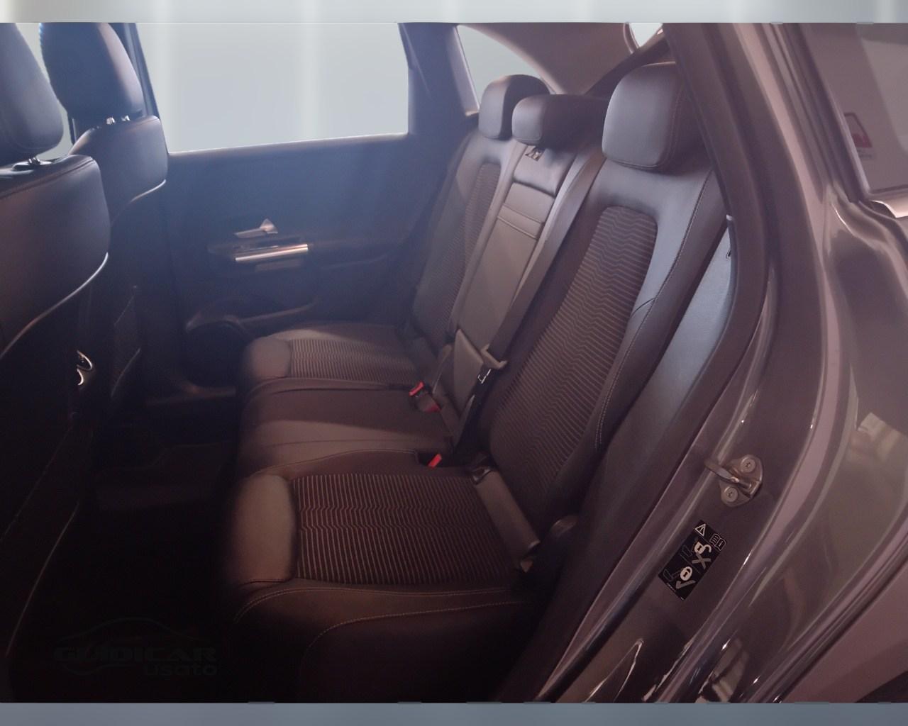 Mercedes-Benz Classe B - W247 2018 - B 200 d Sport Plus auto