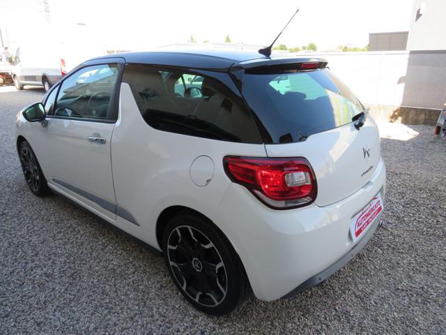 DS AUTOMOBILES DS 3 1.4 HDi 70 So Chic