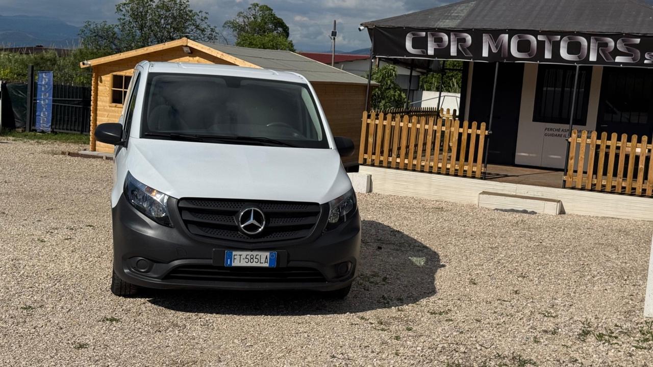 Mercedes-benz V 220 d Sport Long