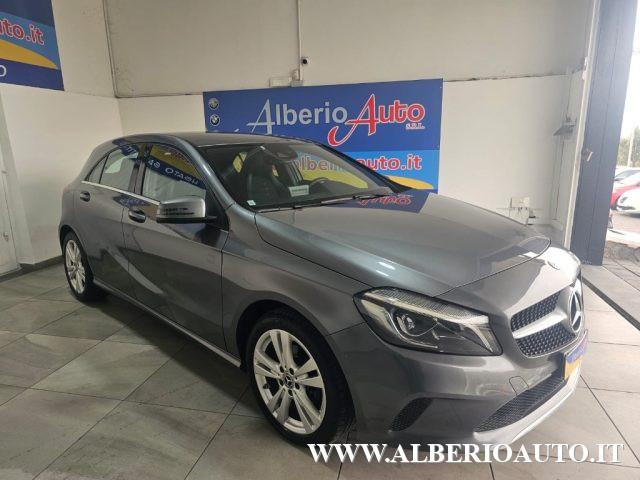 MERCEDES-BENZ A 180 d Automatic Premium