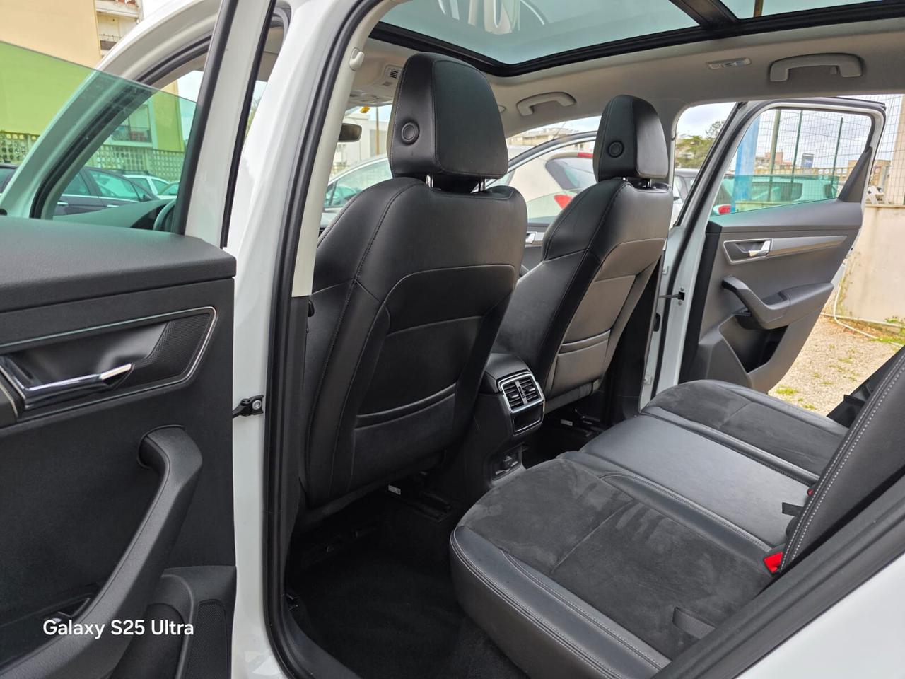 Skoda Karoq 2.0 TDI SCR 4x4 DSG Style 2018 STRAFULL