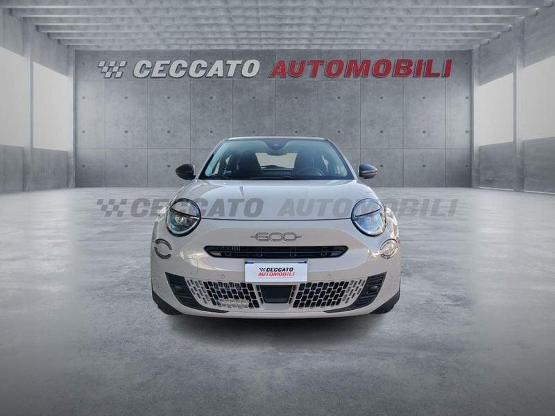 FIAT 600 600 1.2 hybrid 145cv auto