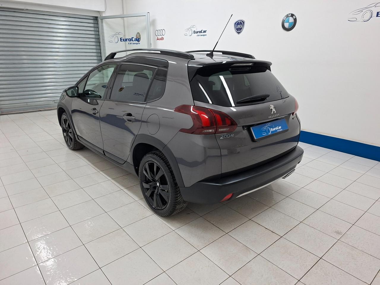 Peugeot 2008 1.6 BlueHDi 100cv GT Line