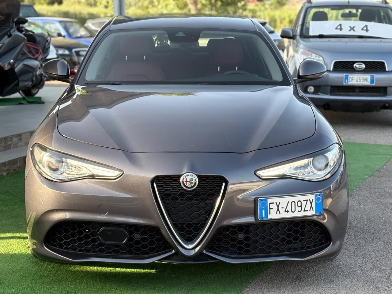 Alfa Romeo Giulia 2.2 Turbodiesel 210 CV AT8 AWD Q4 Veloce
