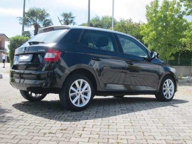 Skoda Fabia 1.4 TDI 90 CV Twin Color Design Edition Argento