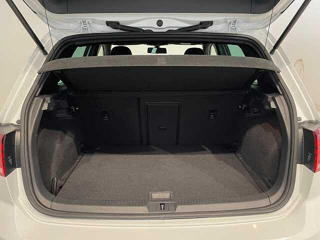 Volkswagen Golf 7ª serie 1.6TDI 115CV Sport R-Line - NEOPATENTATI