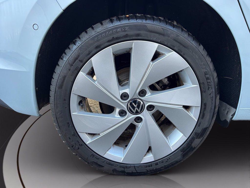 VOLKSWAGEN Golf 1.5 tsi edition plus 115cv del 2024