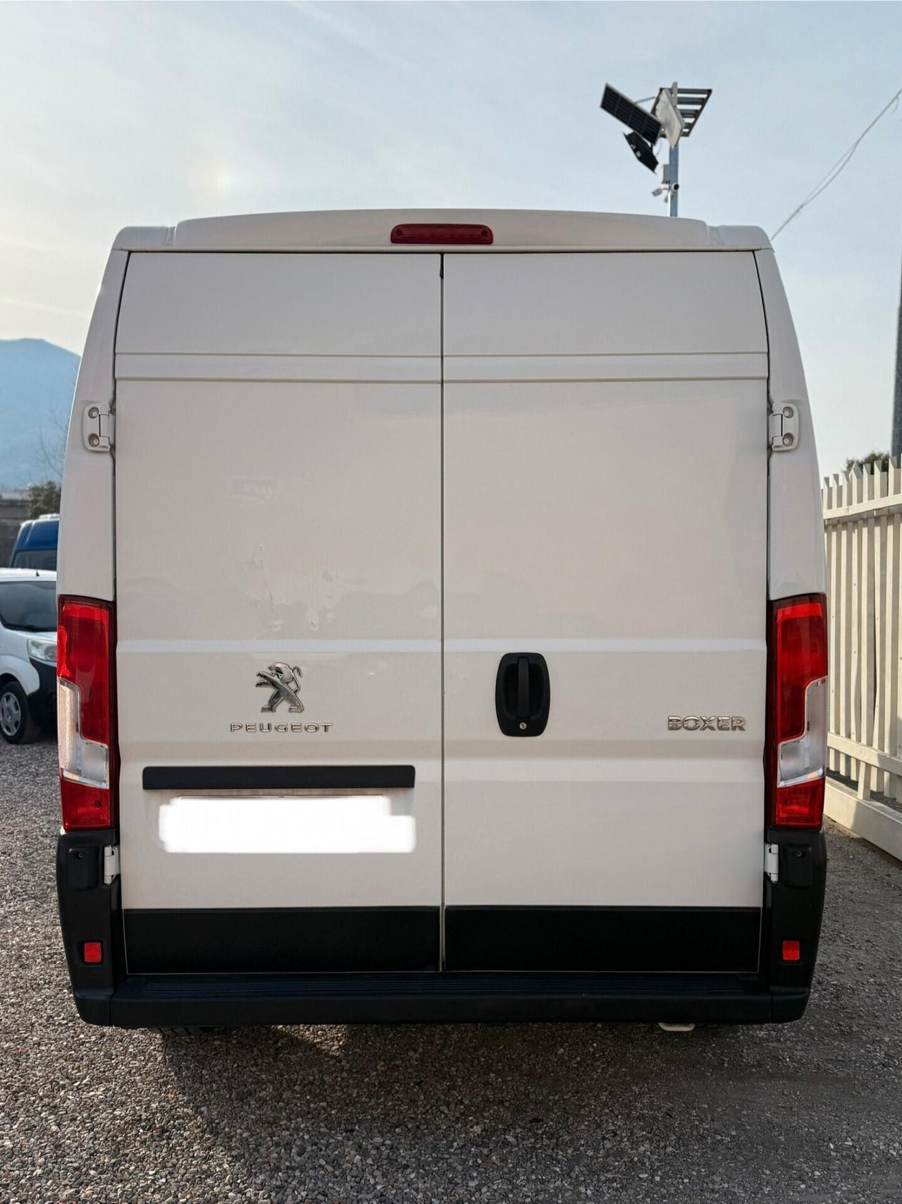 Peugeot Boxer 2.0 BlueHDi 130CV L3H2