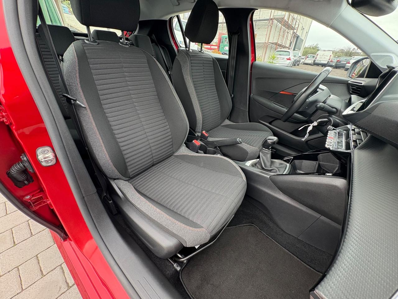 Peugeot 208 PureTech Stop&Start 5 porte Active