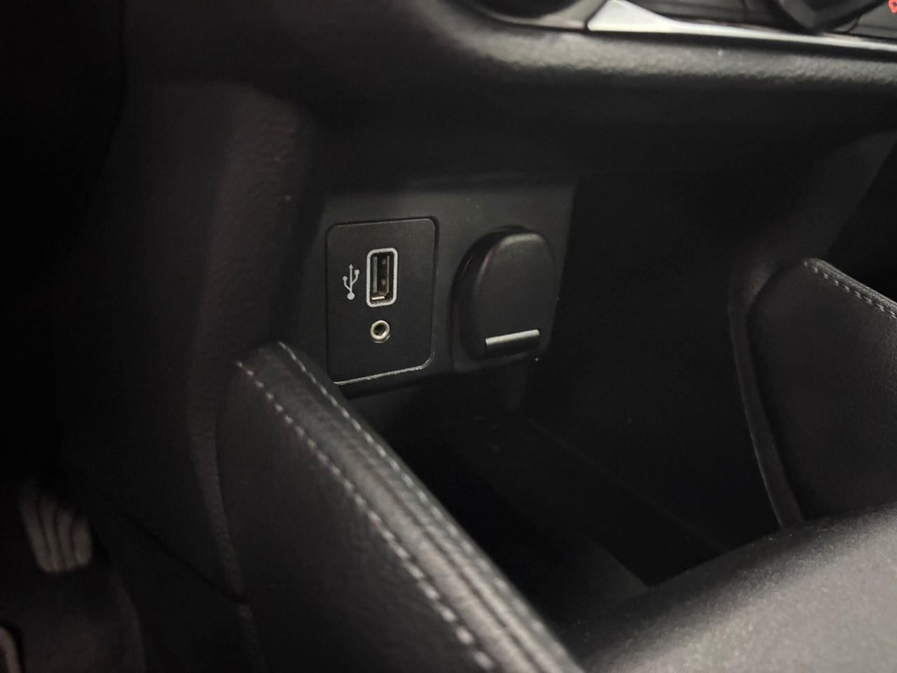 Nissan Micra 1.0 IG-T 92 5 porte Tekna