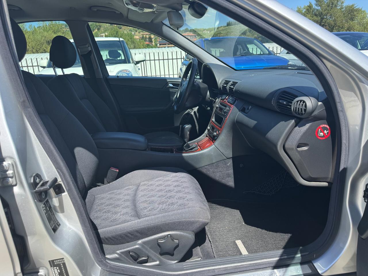 MERCEDES-BENZ C 200CDI CLASSIC/94.000KM