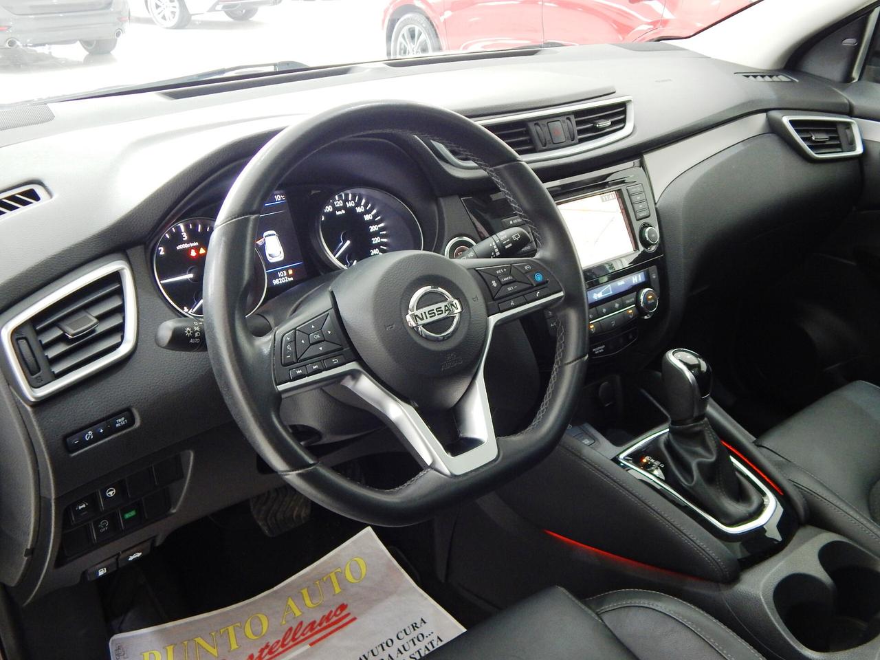 Nissan Qashqai 1.5 dci Tekna 115cv dct TETTO-NAVI-PELLE-RADAR-LED