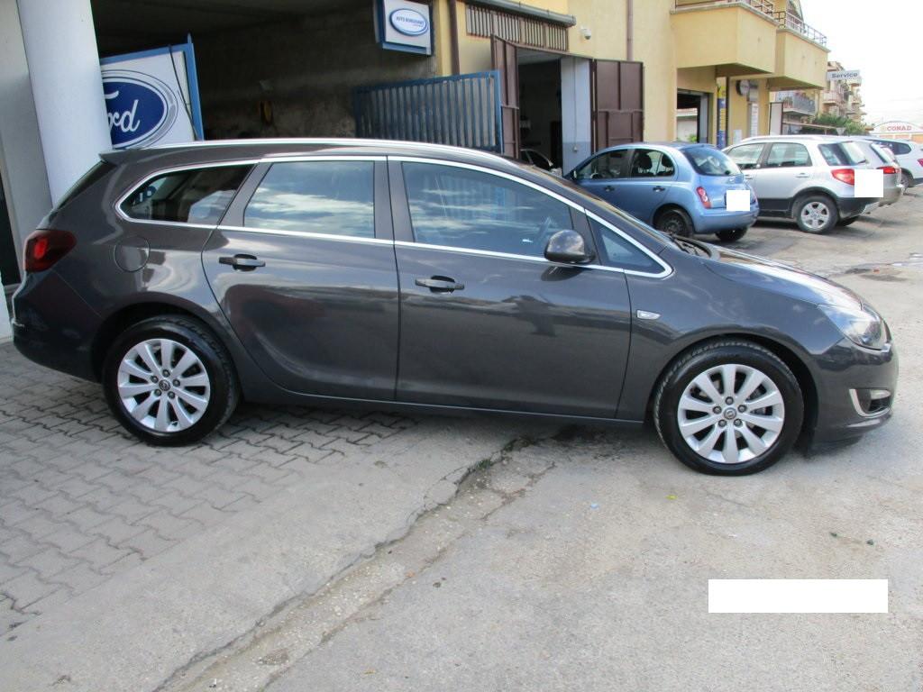 Opel Astra Sports Tourer 1.7 cdti Cosmo 130cv