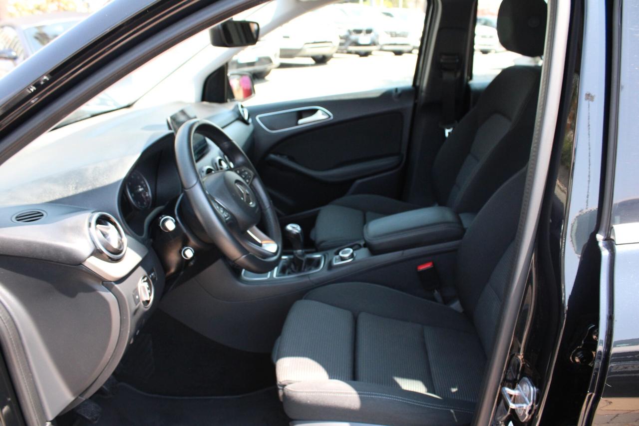 Mercedes-benz B 180 B 180 d Premium