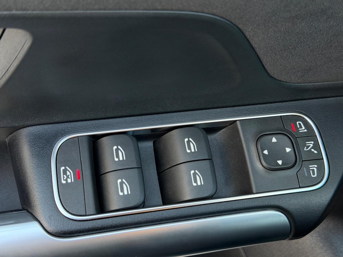 New Mercedes GLA 200d Premium AMG Night Edition 150CV