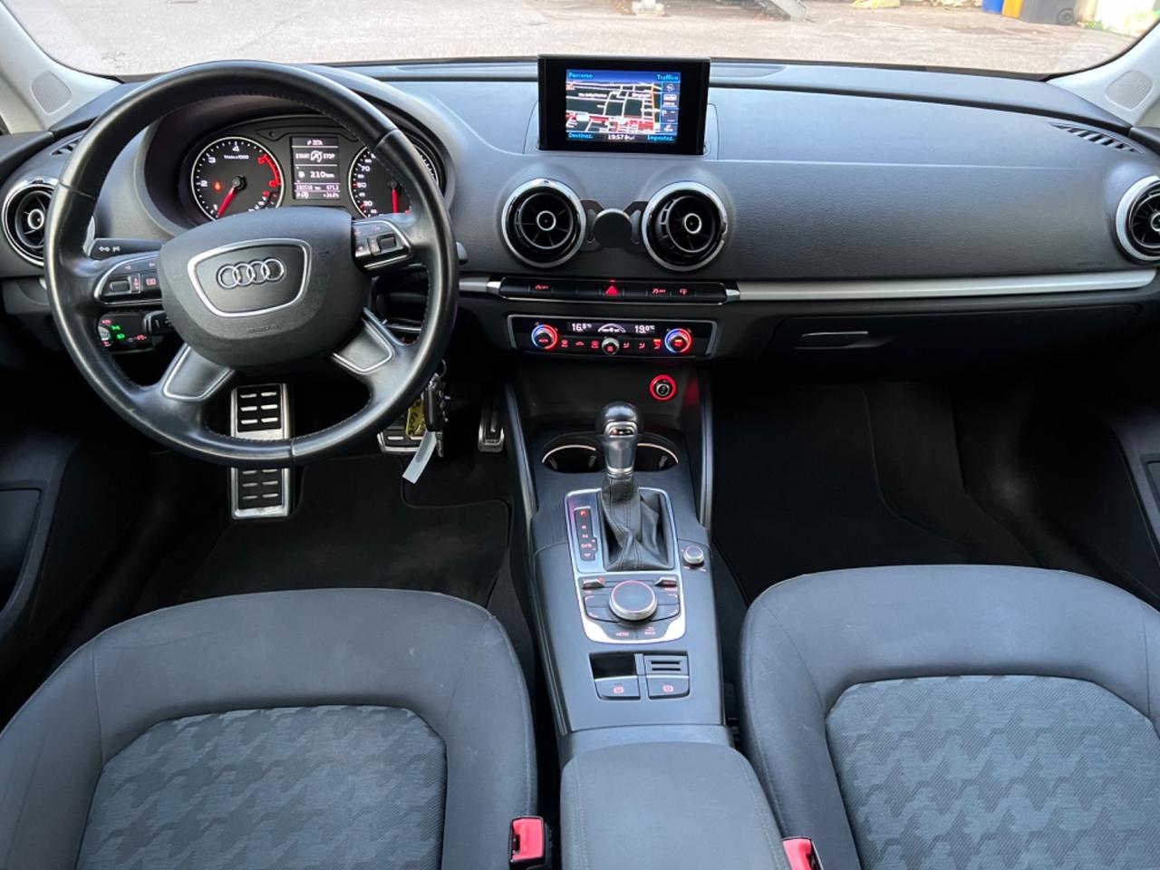 Audi A3 SPB 1.6 TDI clean diesel S tronic