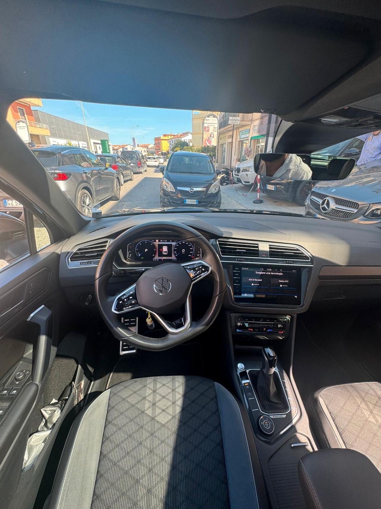Volkswagen Tiguan 2.0 TDI 193 CV DSG 4MOTION R-Line