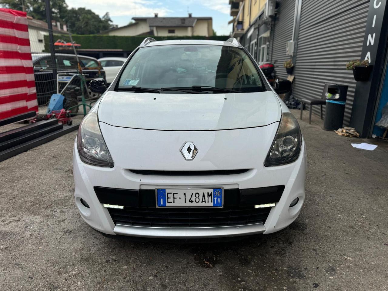 RENAULT CLIO SPORTOUR 1.5 DCI 85CV • EURO4 • IDEALE PER NEOPATENTATI • CAMBIO DA RIVEDERE