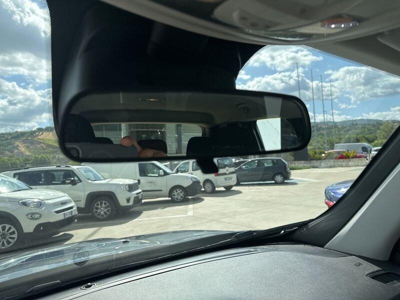 Jeep Renegade 2019 1.5 turbo t4 mhev Limited 2wd 130cv dct