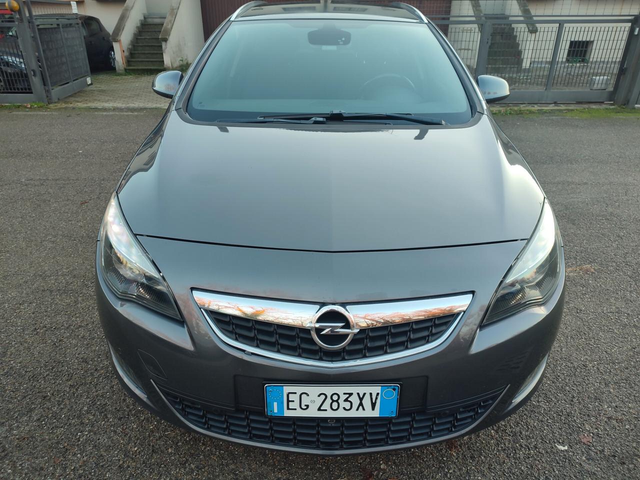 Opel Astra 1.6 Turbo 180CV Sports Tourer Cosmo S
