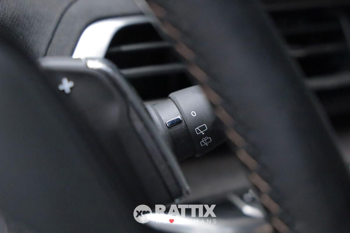 Peugeot 3008 1.6 Hybrid4 300CV GT Pack e-EAT8 + tetto apribile