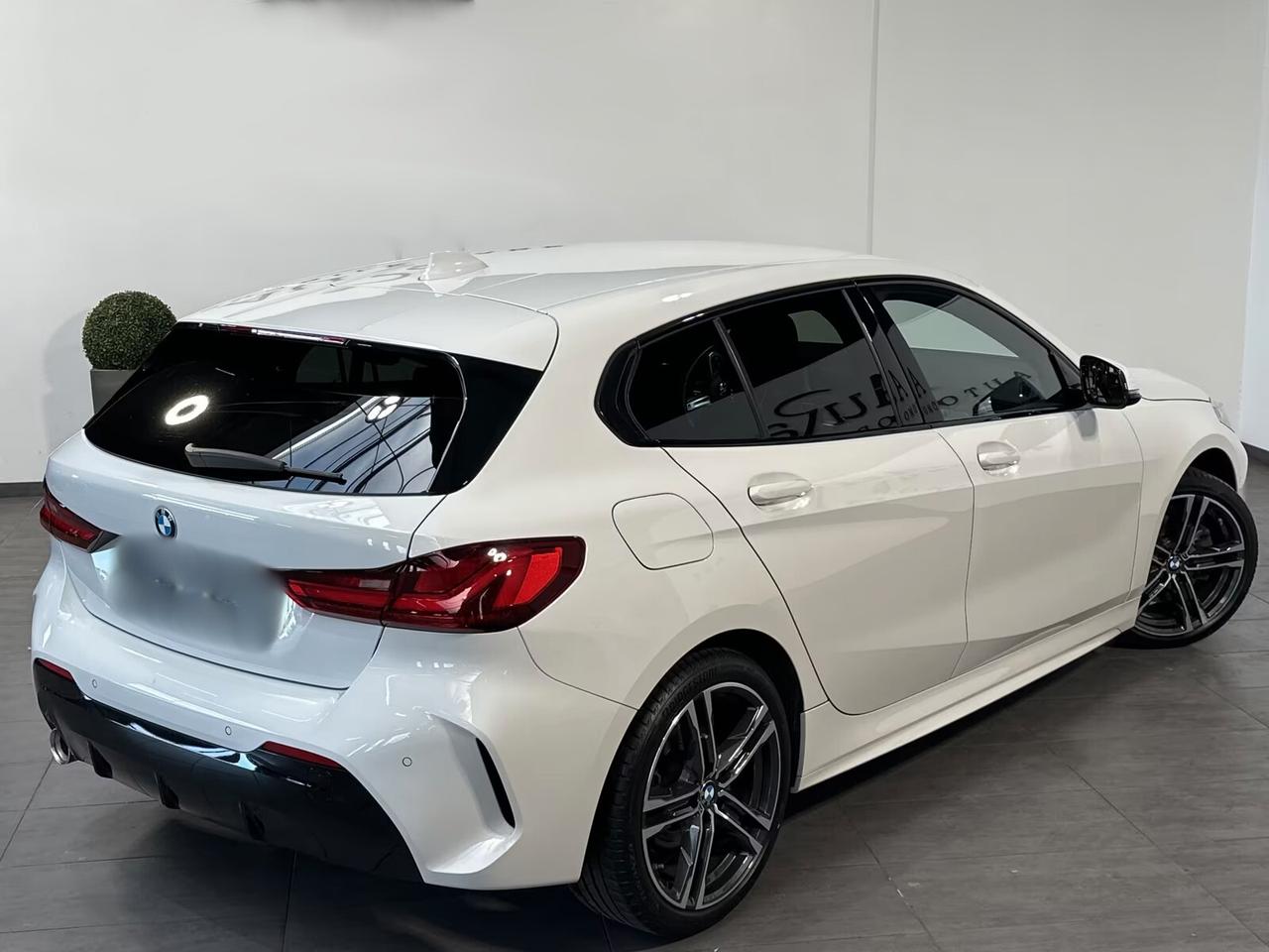 Bmw 118 118i 5p. Sport