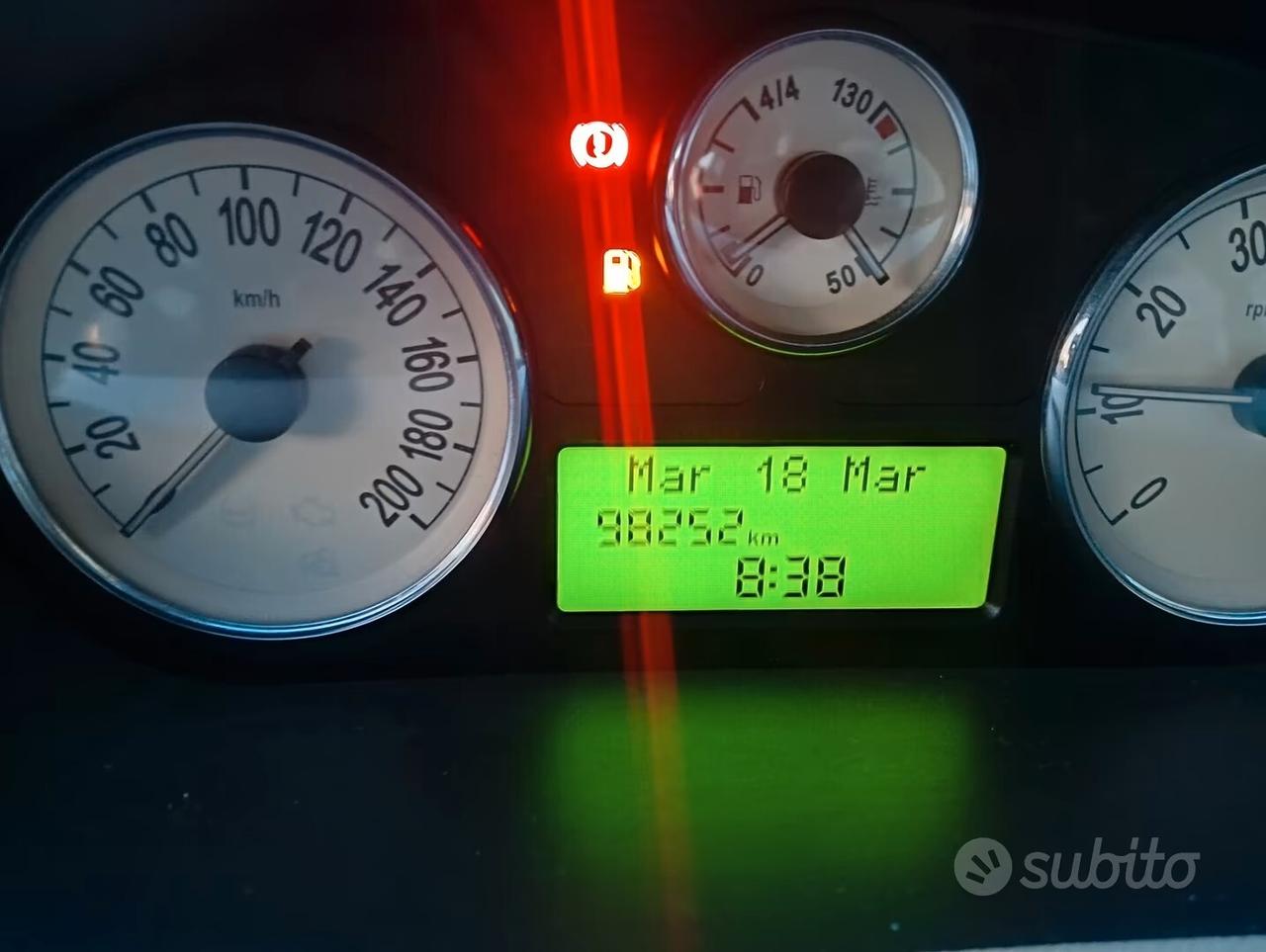 Lancia Ypsilon 1.2 Oro INTERNI IN PELLE