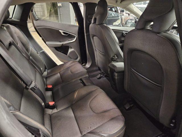 VOLVO V40 Cross Country D2 1.6