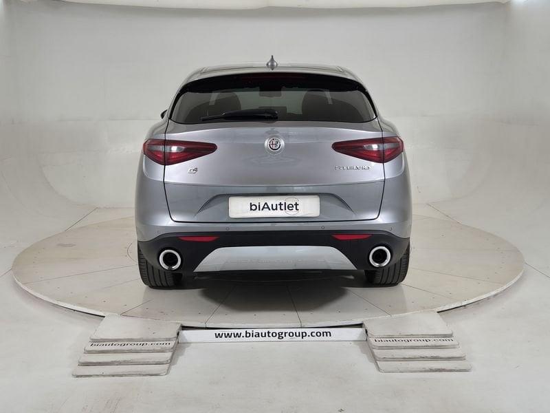 Alfa Romeo Stelvio 2017 Diesel 2.2 t B-Tech Q4 210cv auto