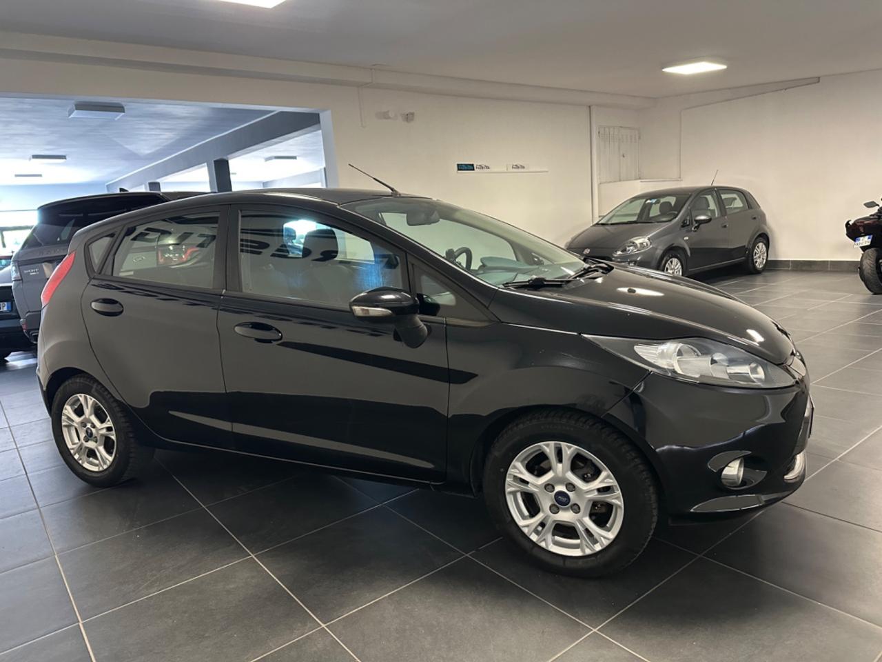 FORD FIESTA 1.4 NEOPTATENTI 95CV GPL TITANIUM