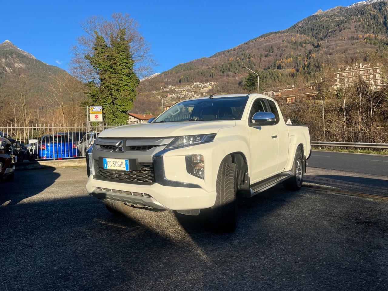 Mitsubishi L200 2.3 D Club Cab 4x4 Super Select Intense