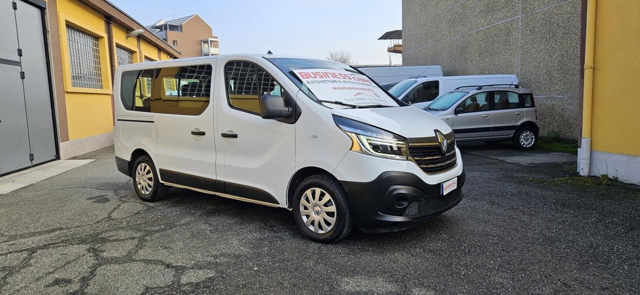 Renault Trafic T27 2.0 dCi 120CV PC-TN - 9 POSTI PULMINO UNICO PROPRIETARIO