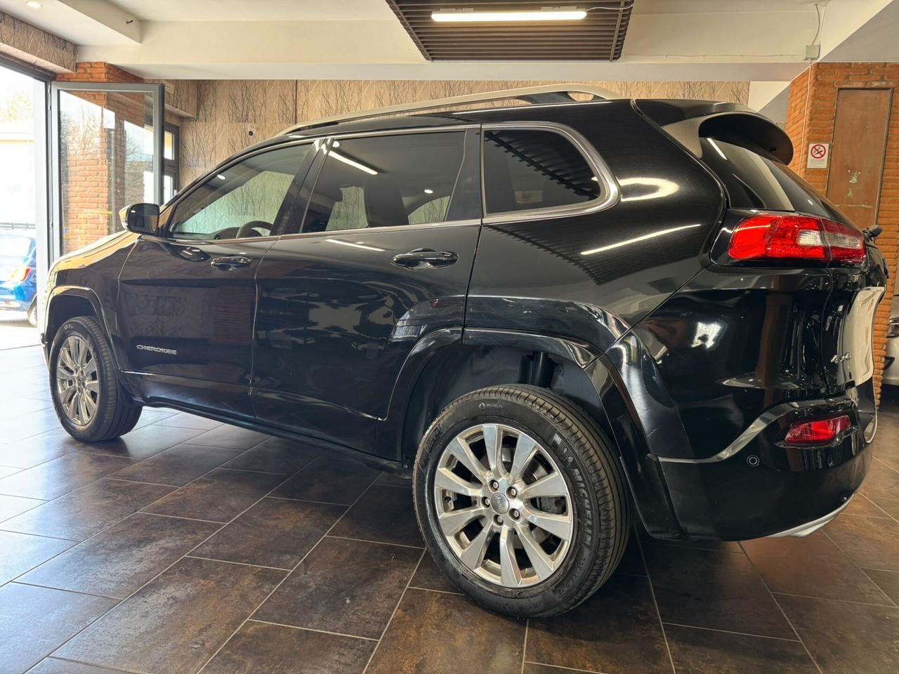 Jeep Cherokee 2.2 Mjt II 4WD Active Drive Overland