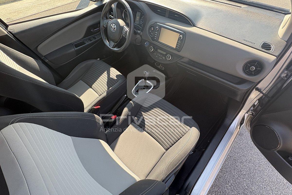 TOYOTA Yaris 1.5 Hybrid 5 porte Active