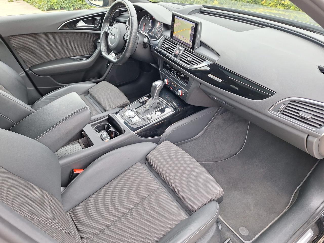 Audi A6 S-line Black edition Supr Accessoriata.
